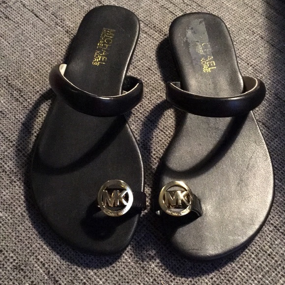 michael kors travel purse